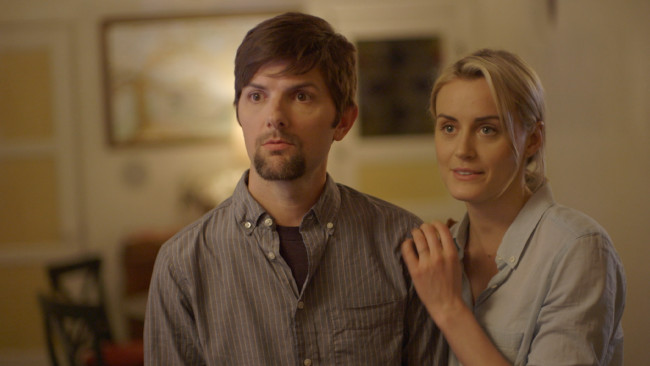 Adam Scott and Taylor Schilling in The Overnight.
